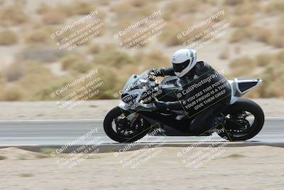 media/May-05-2025-Moto Forza (Mon) [[3c1838c5e5]]/2-B Group/Session 3 (Panning Test Turn 14 Inside)/